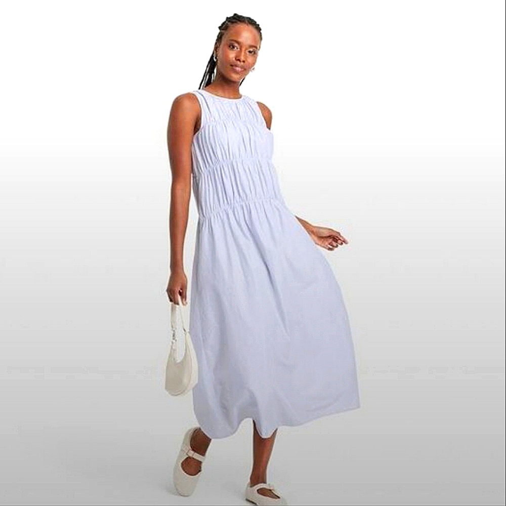 Light Blue Sleeveless Midi Dress - Casual Summer Style